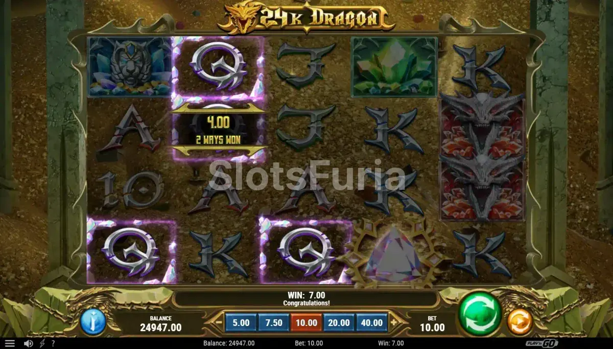 Resultado de giro en 24K Dragon mostrando expansión de carretes durante las tiradas gratis