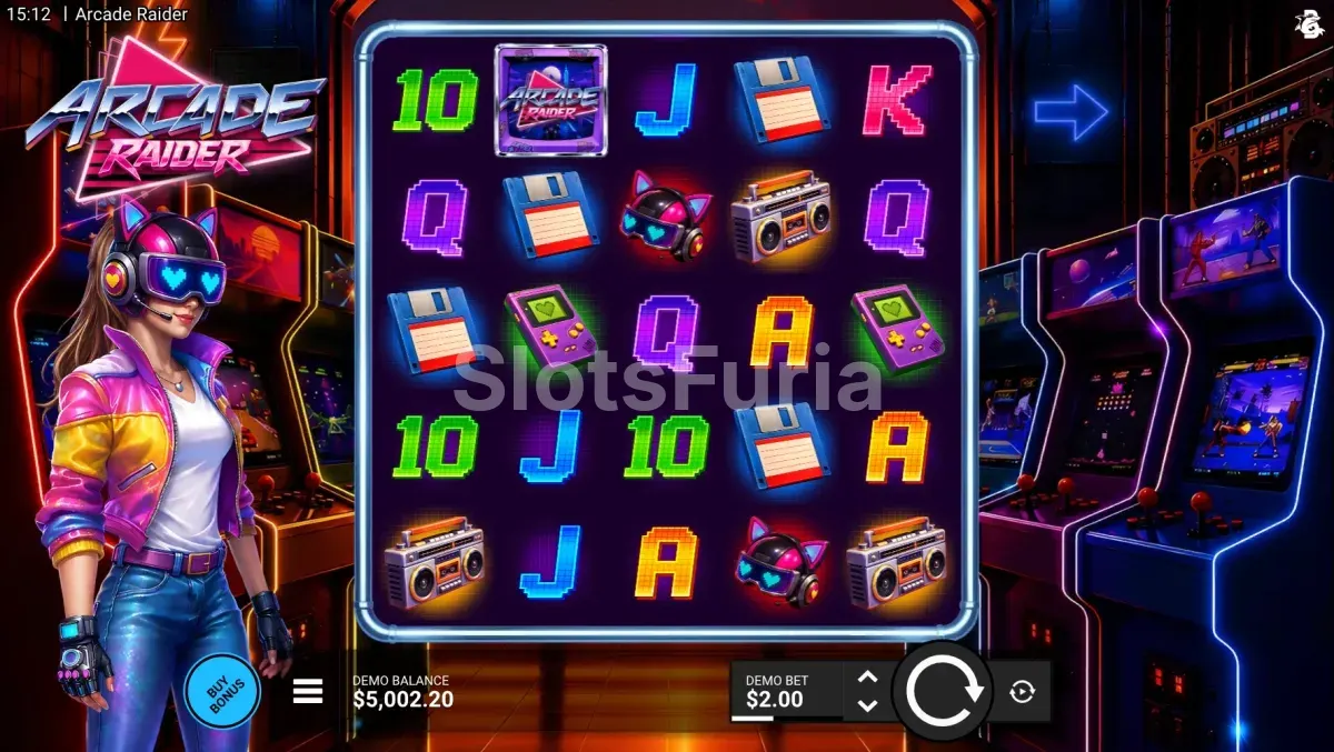 Juego base de Arcade Raider con la grilla de 5 rodillos iluminada en neón
