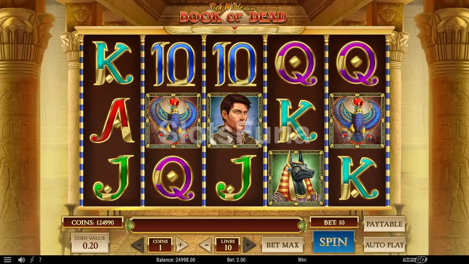Juego base de Book of Dead con los rodillos y las columnas egipcias