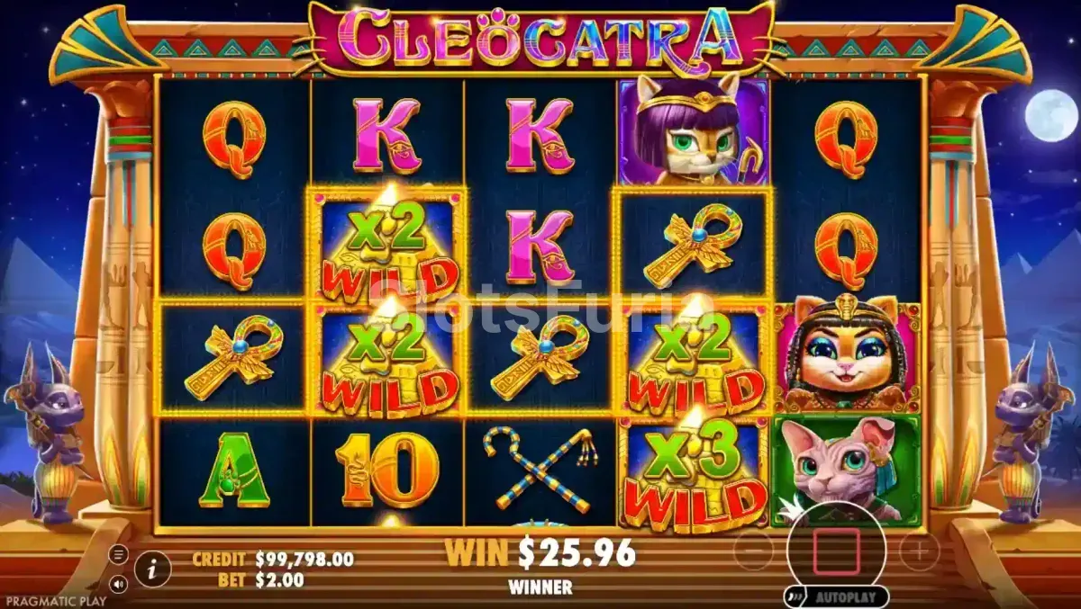 Ronda de giros gratis de Cleocatra con wilds fijos en los rodillos