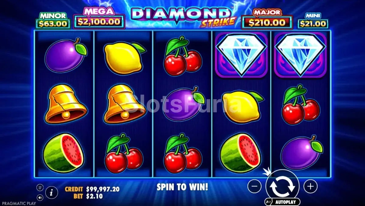 Segunda vista del juego base de Diamond Strike con combinación ganadora activa