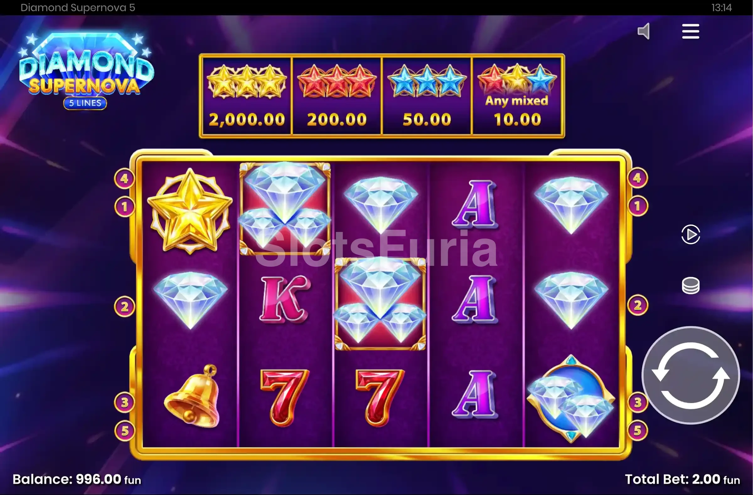 Segunda vista del tablero de juego de Diamond Supernova en acción