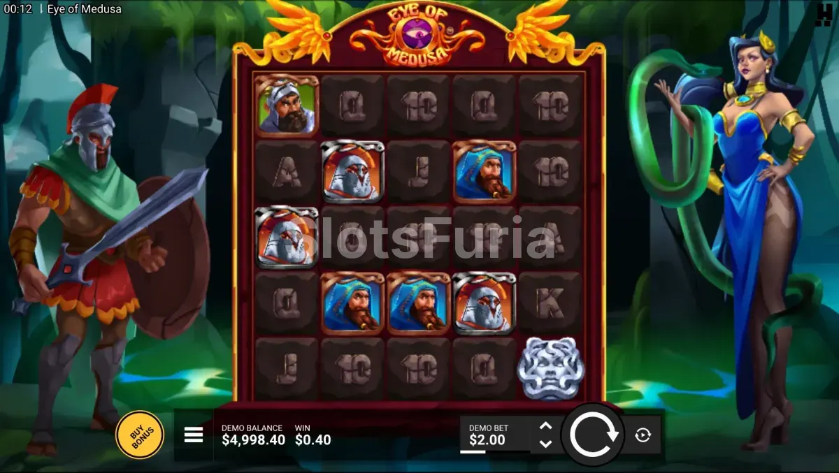 Juego base de Eye of Medusa con la cuadrícula 5x5
