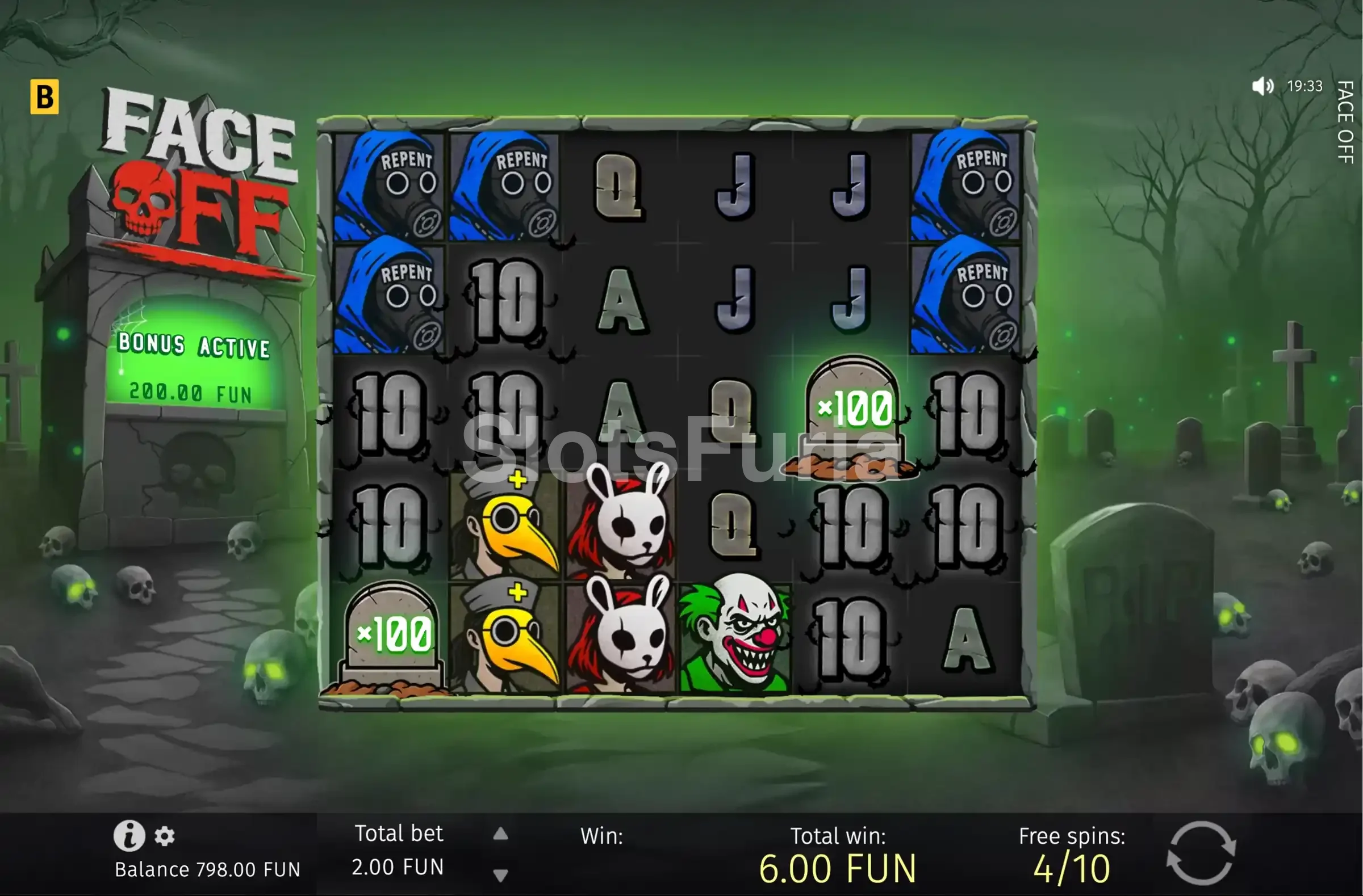 Ronda de giros gratis de Face Off con multiplicadores en pantalla