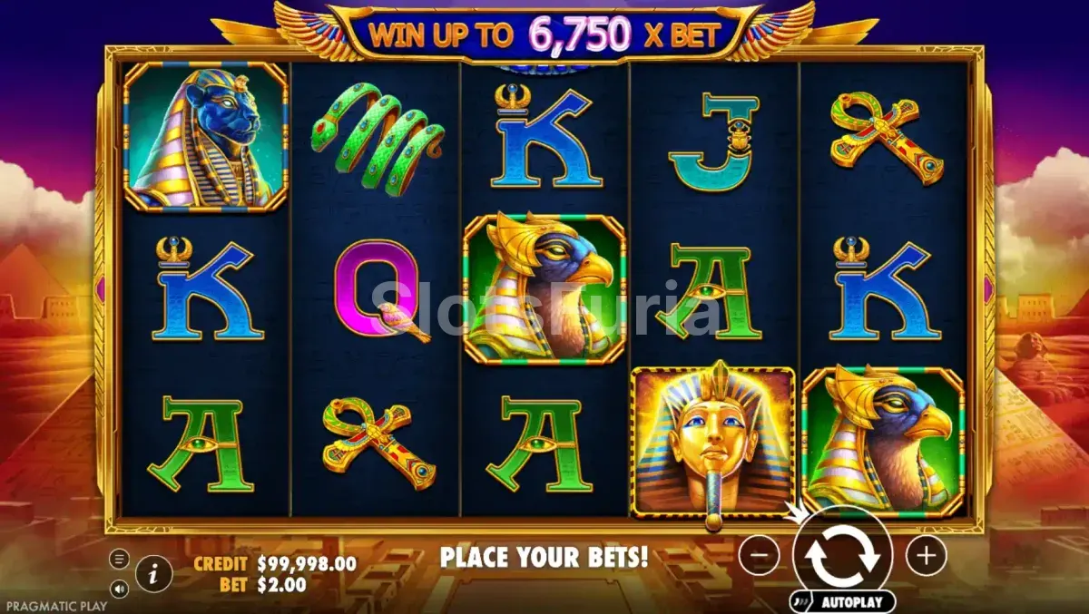 Pantalla principal del juego Fortune of Giza con las pirámides de fondo