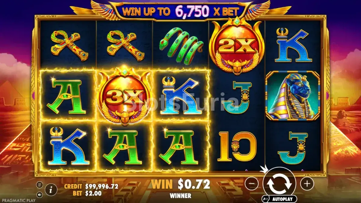 Segunda vista del juego base de Fortune of Giza con combinaciones activas