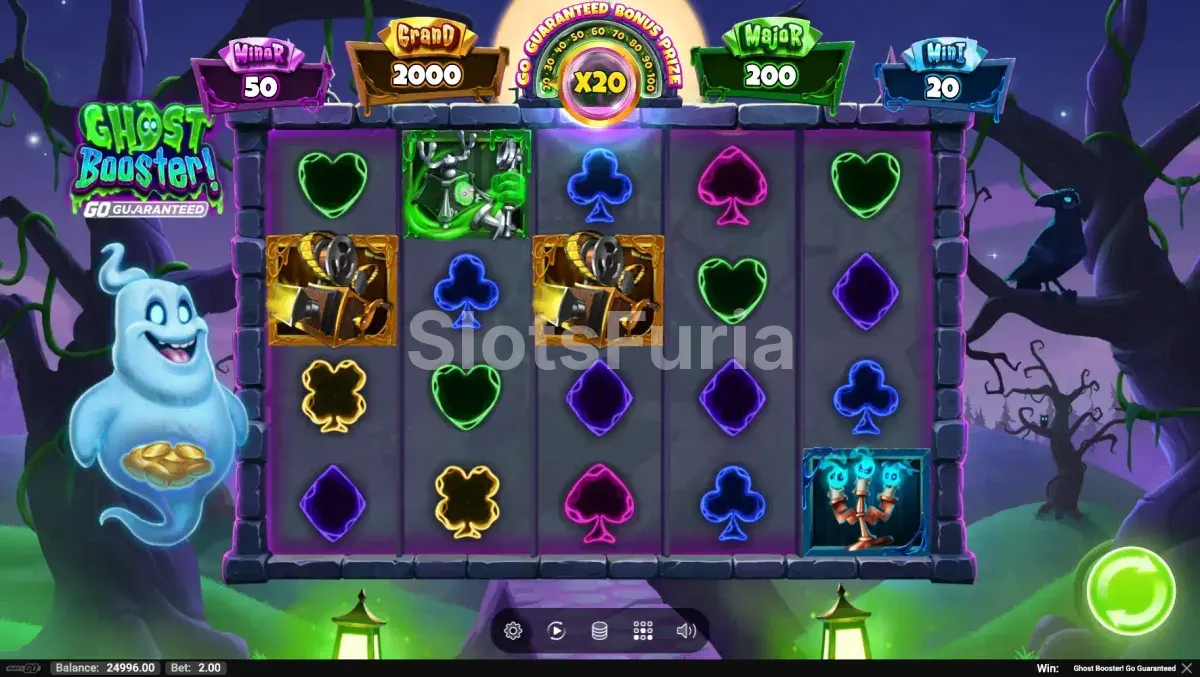 Pantalla principal del juego Ghost Booster con los cinco rodillos activos