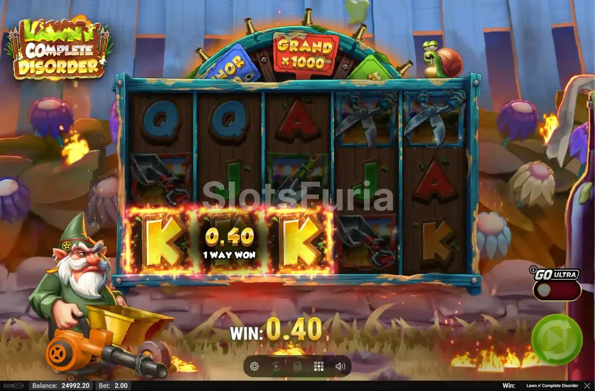 Segunda pantalla del juego base de Lawn N' Complete Disorder durante una ronda activa