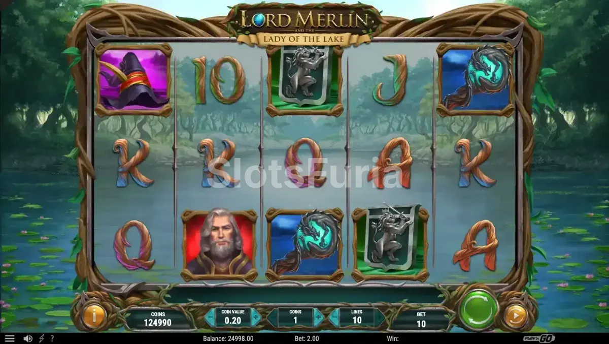 Lord Merlin and the Lady of the Lake en modo de juego base mostrando los carretes principales