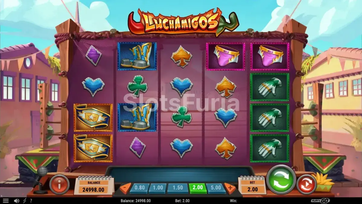 Pantalla principal del juego base en Luchamigos con los tres luchadores