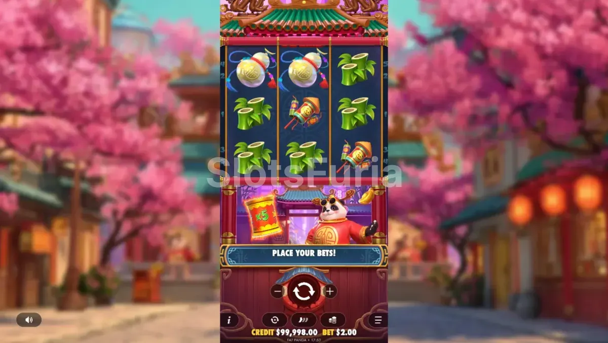 Pantalla principal de Lucky Panda con los tres carretes en acción