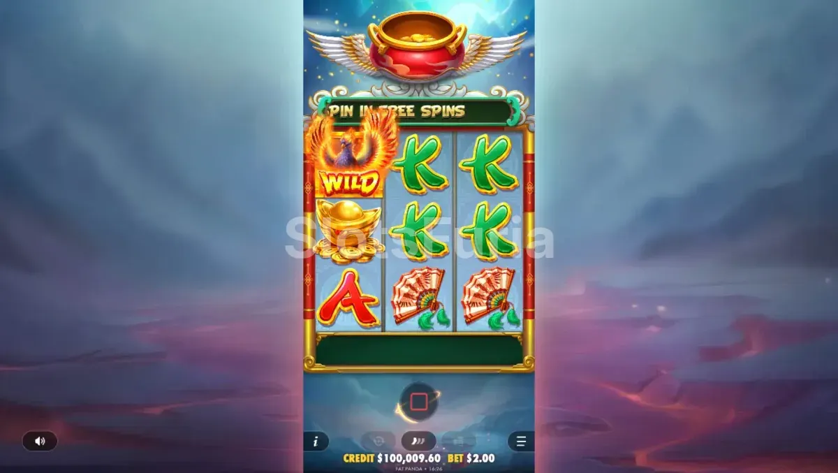Segunda vista del juego base de Lucky Phoenix con sus símbolos dorados