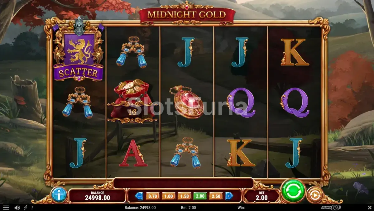 Pantalla principal de Midnight Gold con el escenario barroco nocturno
