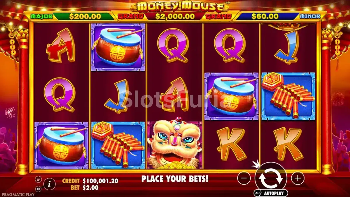Juego en acción de Money Mouse mostrando los carretes durante una ronda