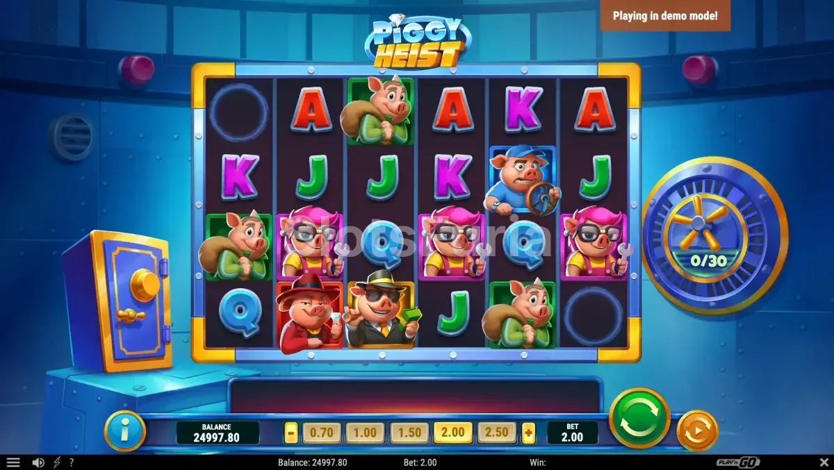 Pantalla principal del juego Piggy Heist con los cerdos en acción