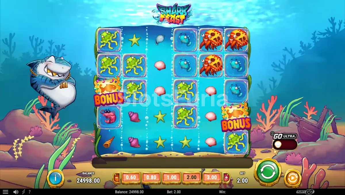 Juego base de Shark Feast con la cuadrícula de 6x5 y los multiplicadores Chomp activos