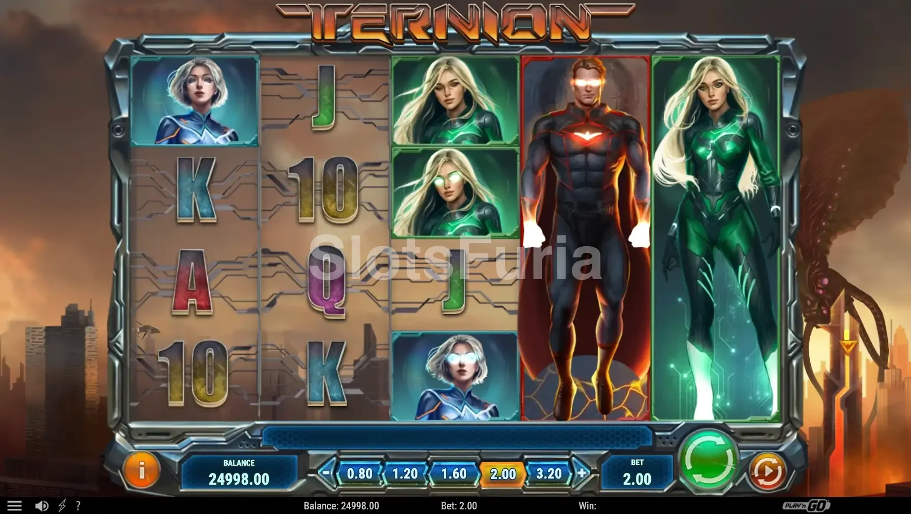 Pantalla principal de Ternion con los tres superhéroes