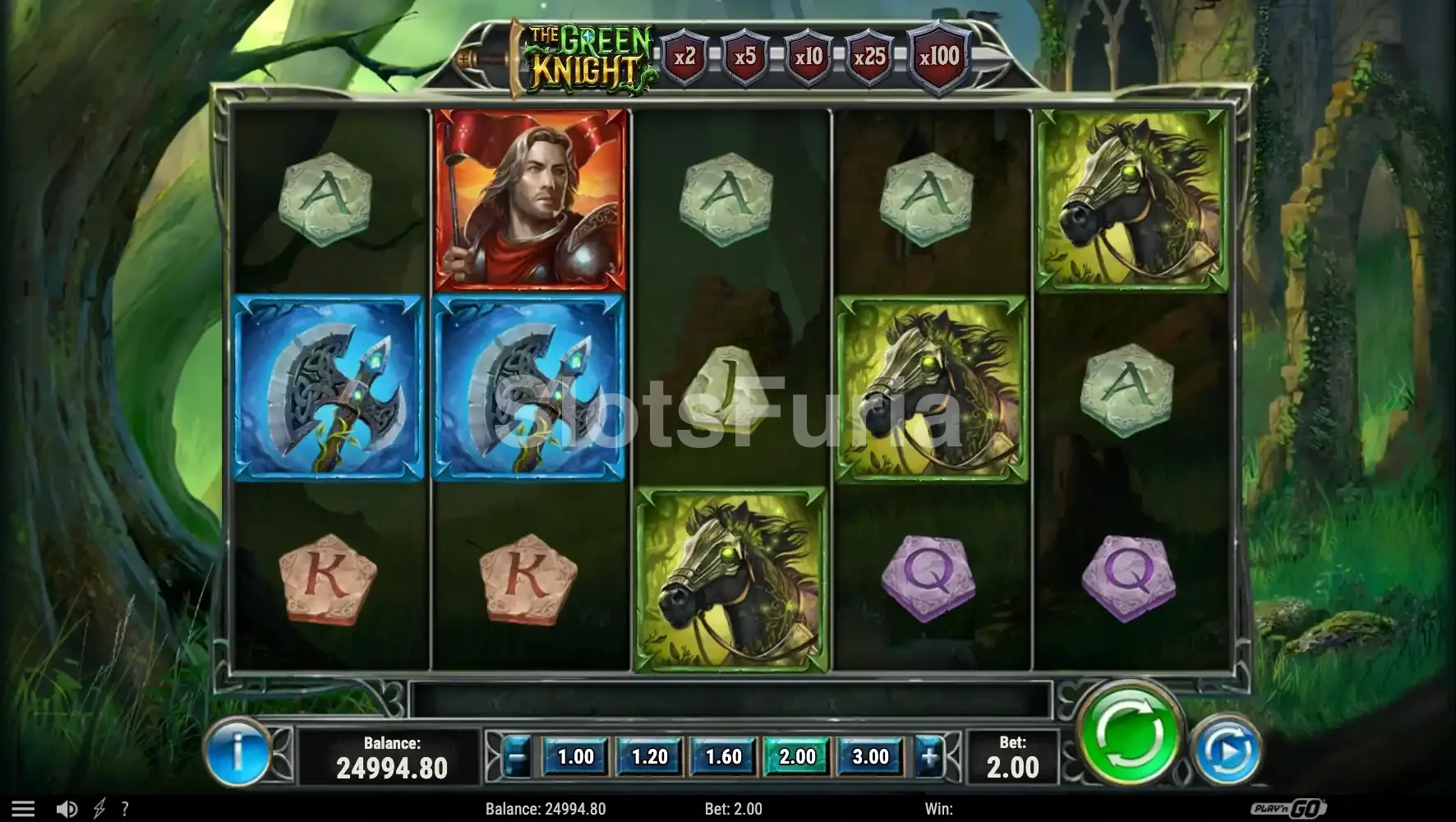 Juego base de The Green Knight con la grilla de 5 rodillos