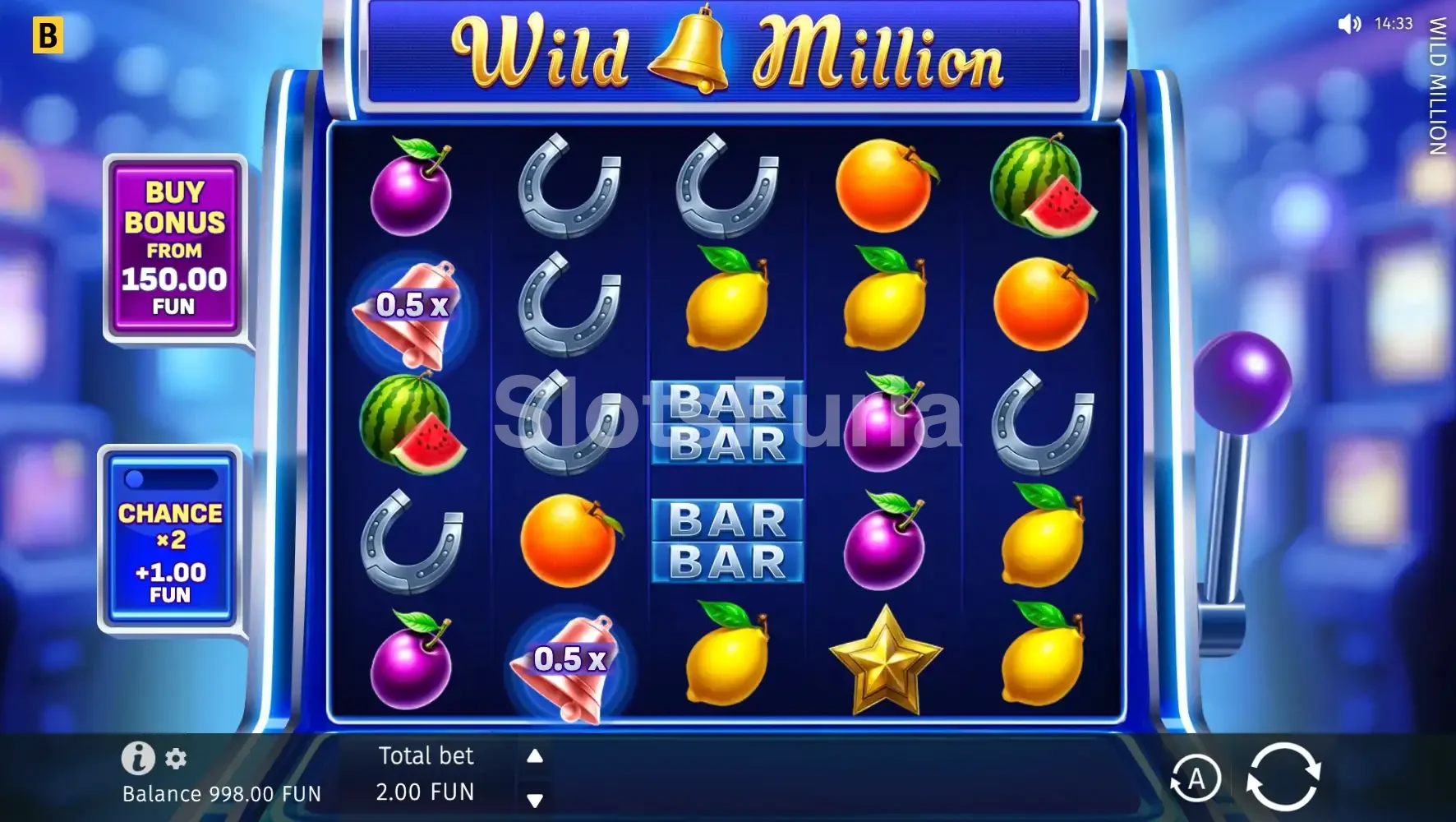 Juego base de Wild Million con frutas clásicas en rodillos azules